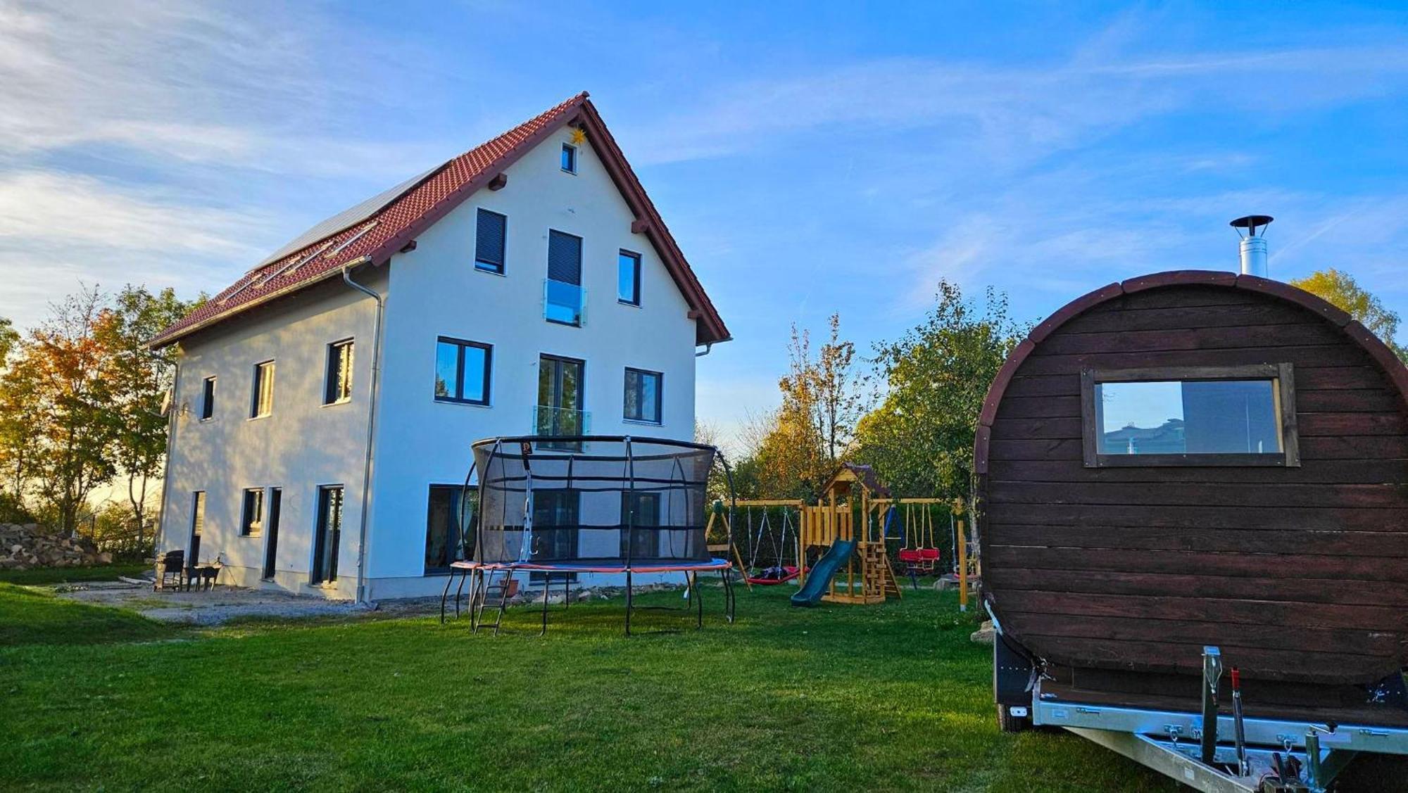 Traumschloesschen Eg Apartment Nossen Exterior photo